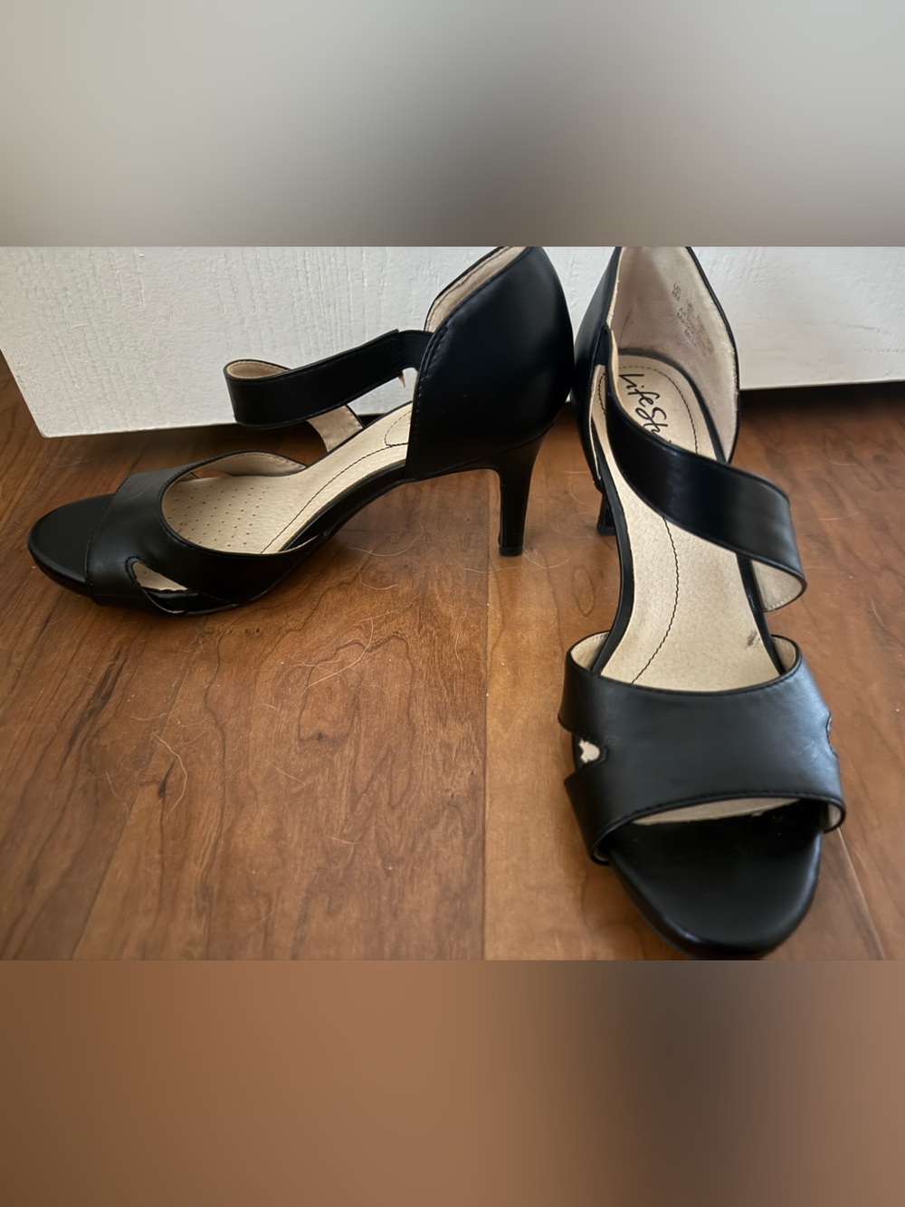 Life Stride heels